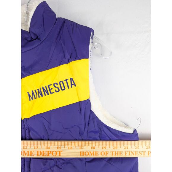 NFL Minnesota Vikings Vest Womens Large Reversible Sherpa Puffer Vest NWOT - Picture 2 of 7